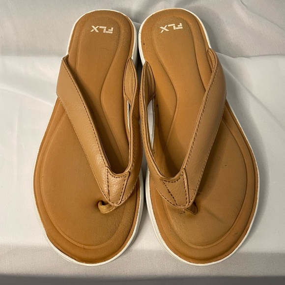 FLX with Pillow Foam Travel/Leisure Flip Flop Size‎ 7 - Picture 1 of 11